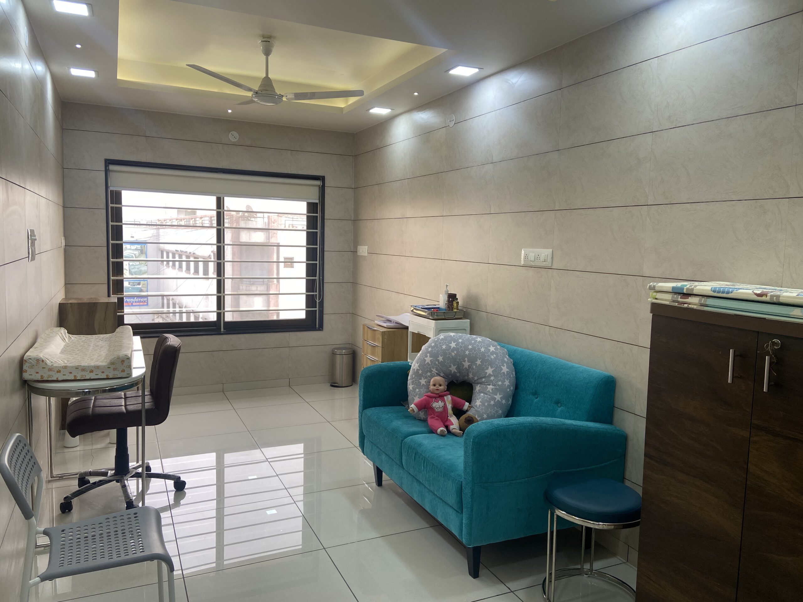 BREASTFEEDING CLINIC