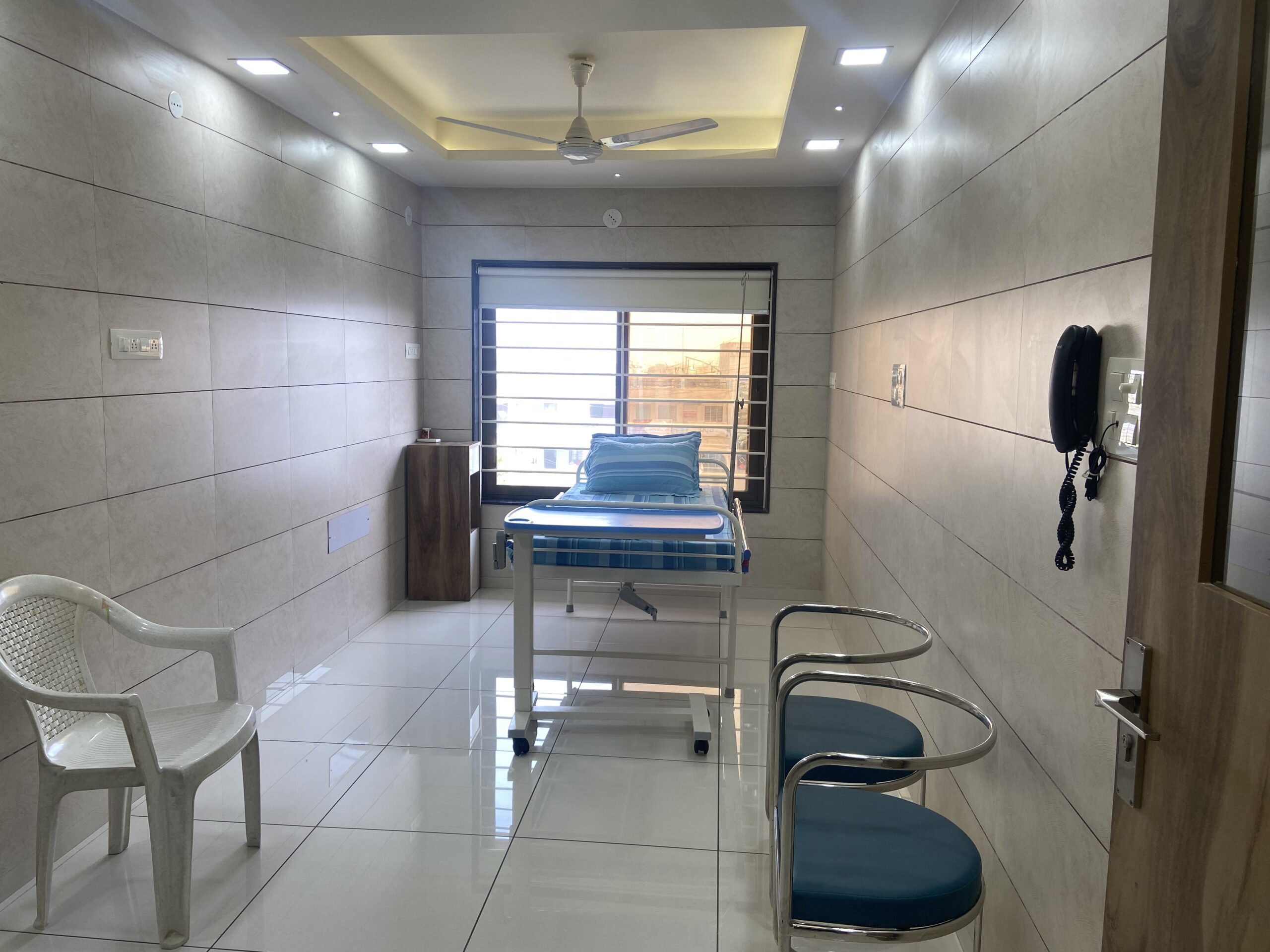 RECOVERY ROOM